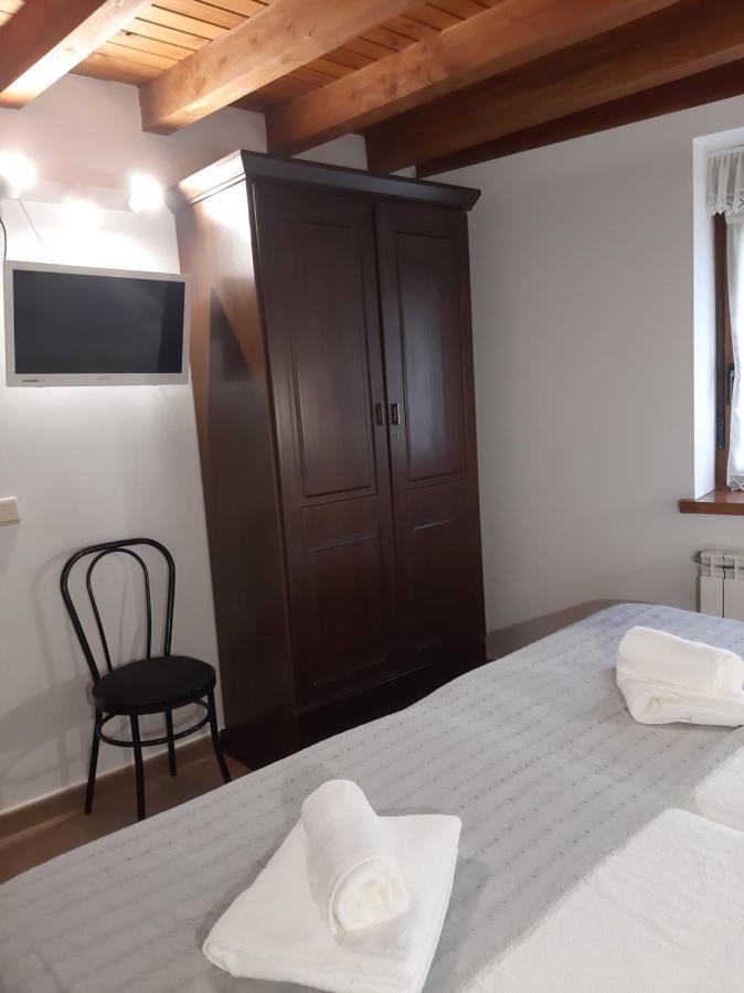 El Puentin Del Sella Con Wifi Y Parking Gratuito Leilighet Onís Eksteriør bilde